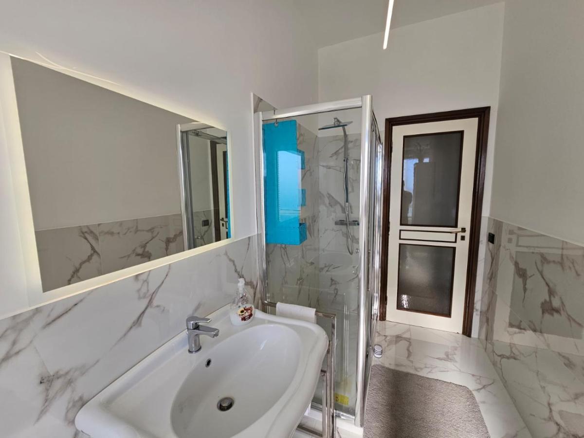 La Finestra Sul Porto Apartment Генуа Екстериор снимка