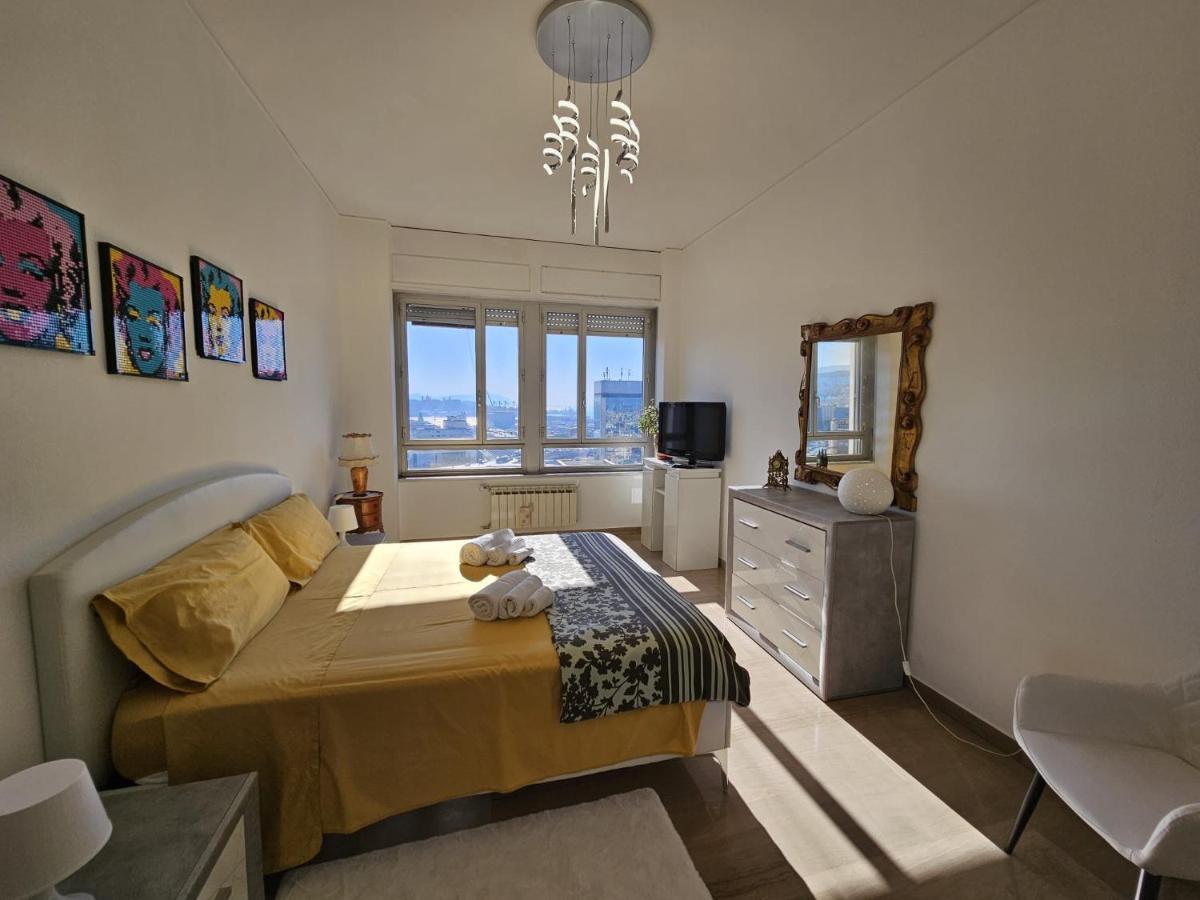 La Finestra Sul Porto Apartment Генуа Екстериор снимка