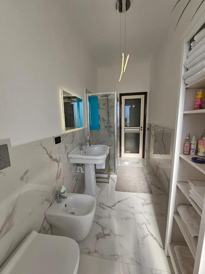 La Finestra Sul Porto Apartment Генуа Екстериор снимка