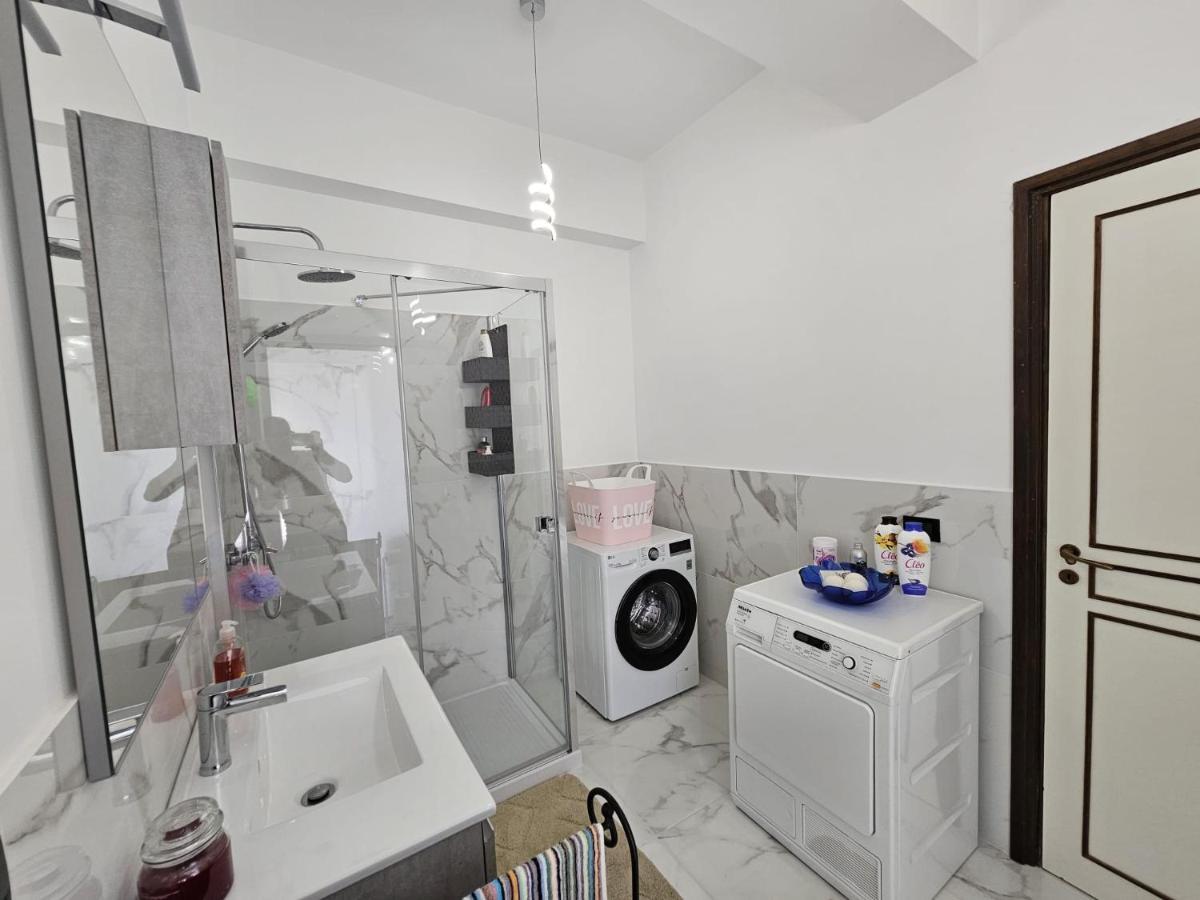 La Finestra Sul Porto Apartment Генуа Екстериор снимка