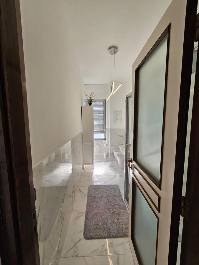 La Finestra Sul Porto Apartment Генуа Екстериор снимка
