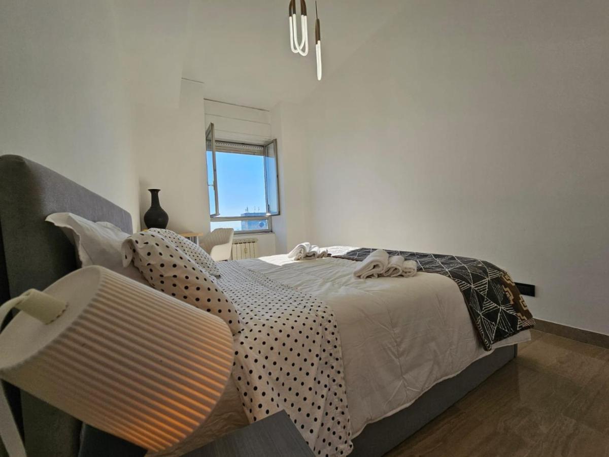 La Finestra Sul Porto Apartment Генуа Екстериор снимка
